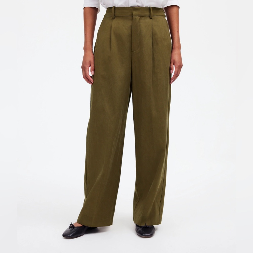 NWOT Madewell Slouchy Straight Size 10 Dark Olive